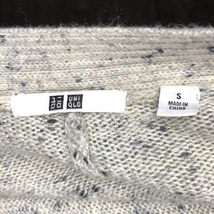 Uniqlo Sweaters - Uniqlo oatmeal cardigan Uniqlo Sweaters - Uniqlo oatmeal cardigan